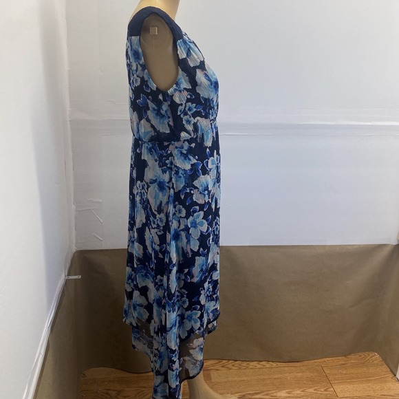 Motherhood Maternity Women's Sleeveless Floral  Blue Wrap Midi Dress Size S Used - Picture 1 of 16